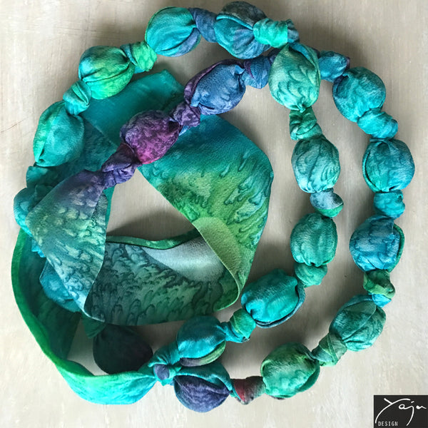 'Colours of the Indian Ocean' - Necklace No.11